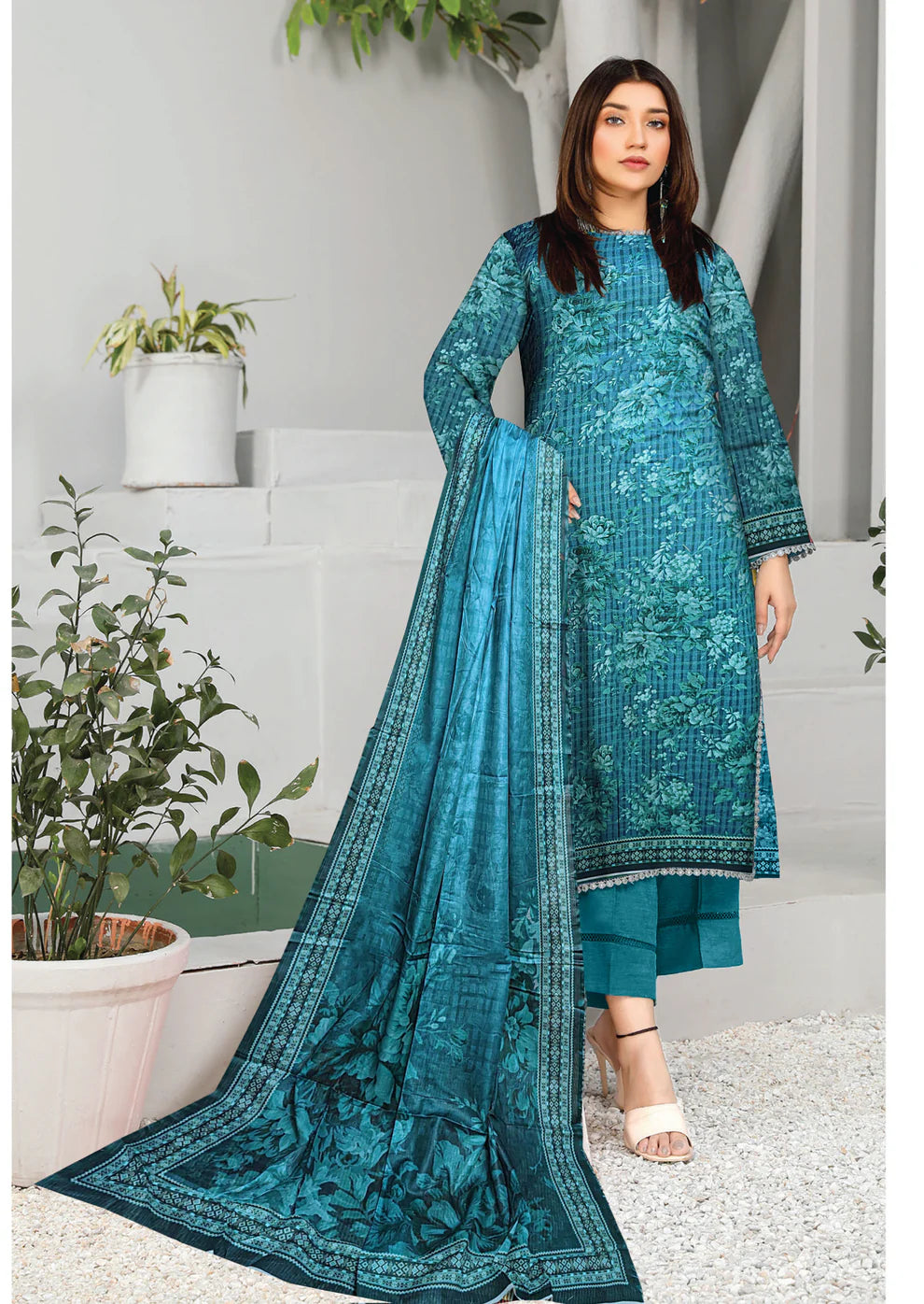 Stylish Digital Lawn Suit – 3-Piece Summer Outfit