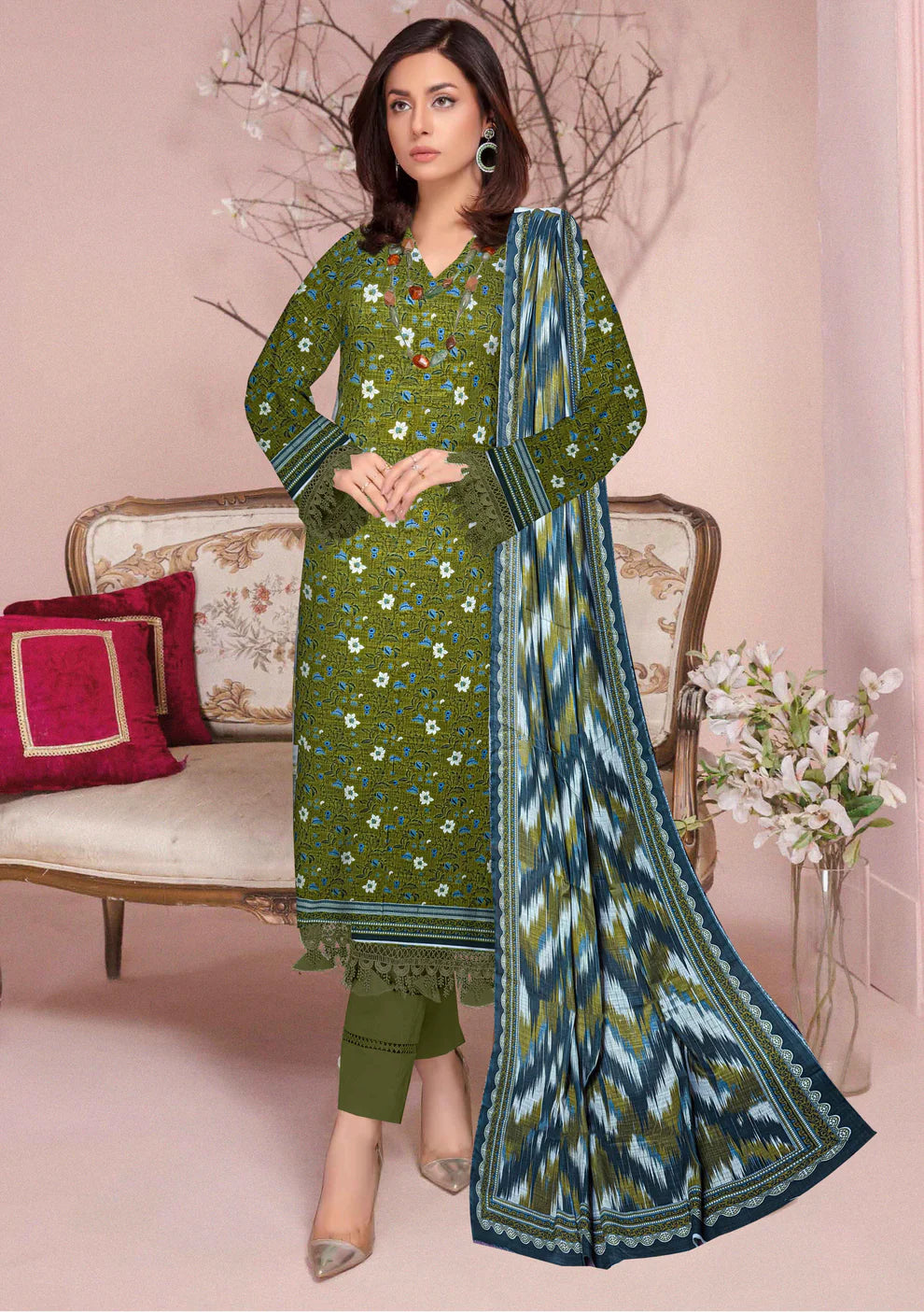 Stylish Winter Khadar 3 Piece Unstitched Suit