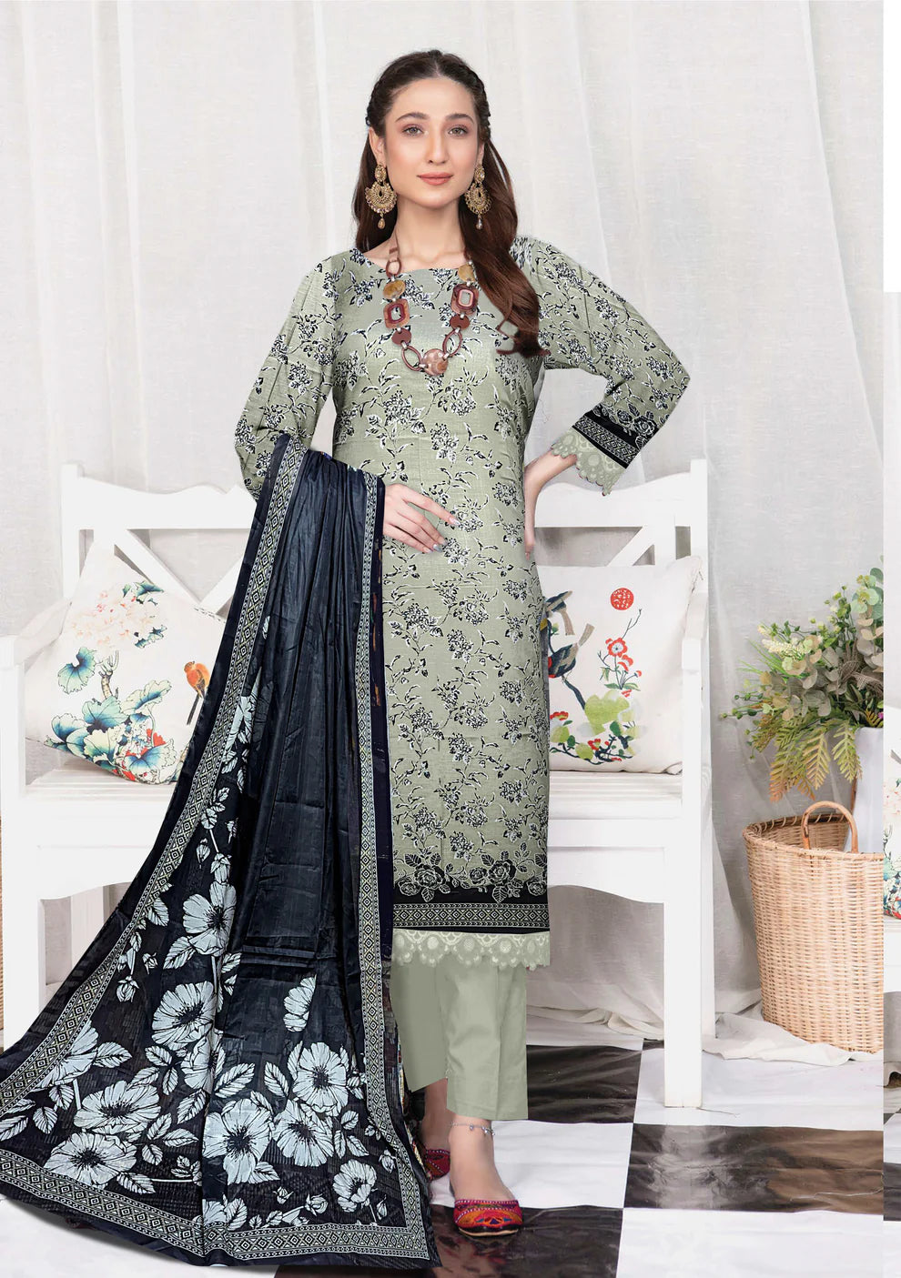 Women’s 3 Piece Lawn Unstitched Suit – Summer Collection
