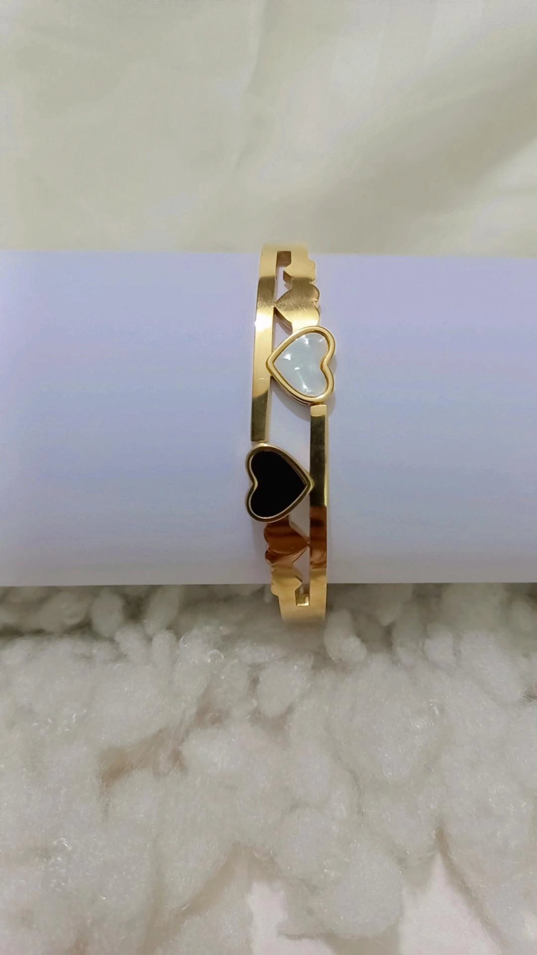 Satinless steel Bracelets for Women/ Handcuff for Women