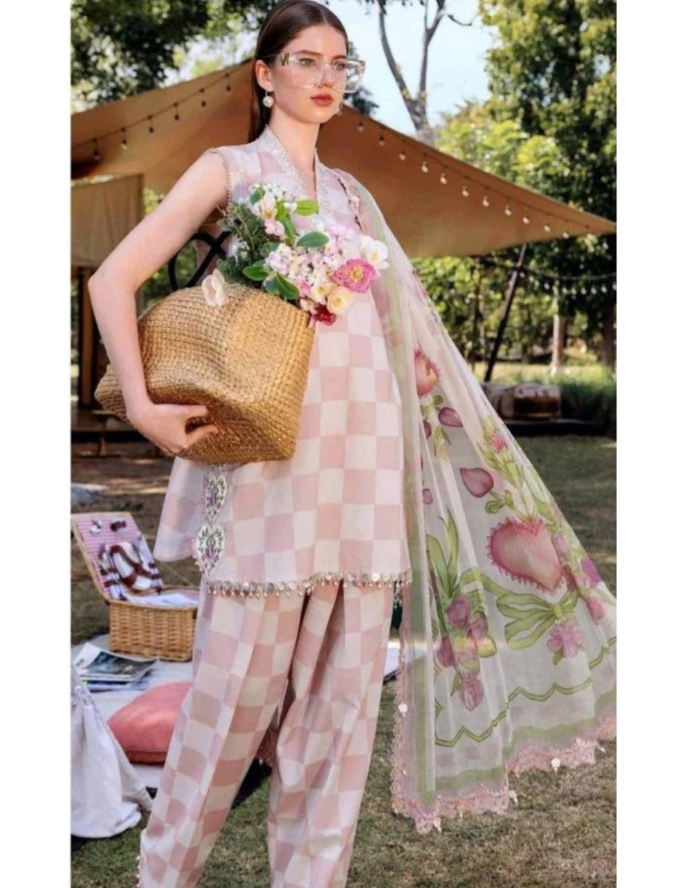 Trendy Digital Printed Lawn 3 Piece Suit unstitched